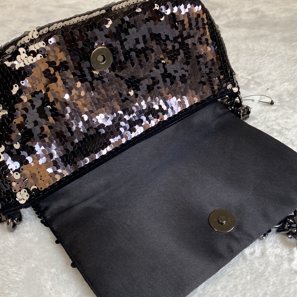 H&M Sequins Purse - Picture 5 of 15